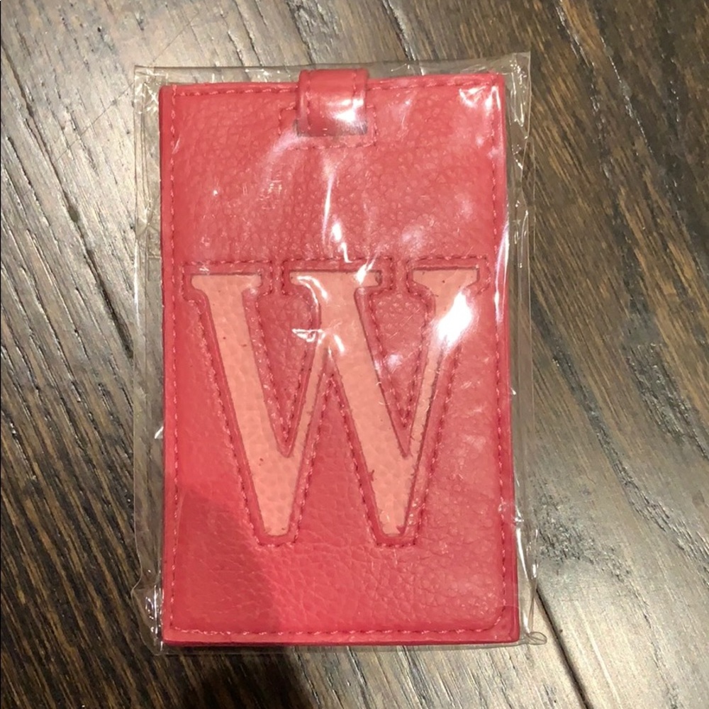 Pink “W” Luggage Tag